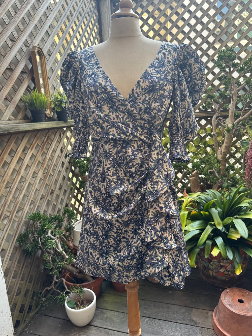 Cinq a Sept, Blue, green & off white Wrap Mini Dress. Size 2. NWOT